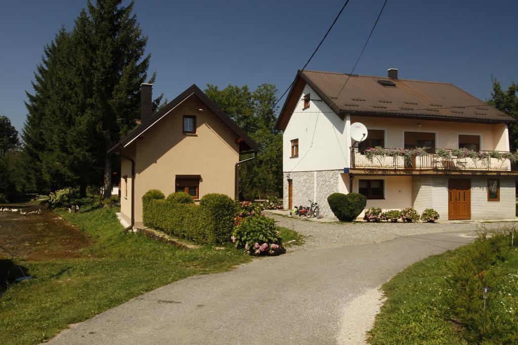 فندق House Drakulic كورينيتسا المظهر الخارجي الصورة